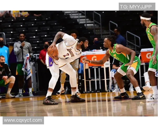 湖人对爵士第一节精彩回放全景解析与赛况分析